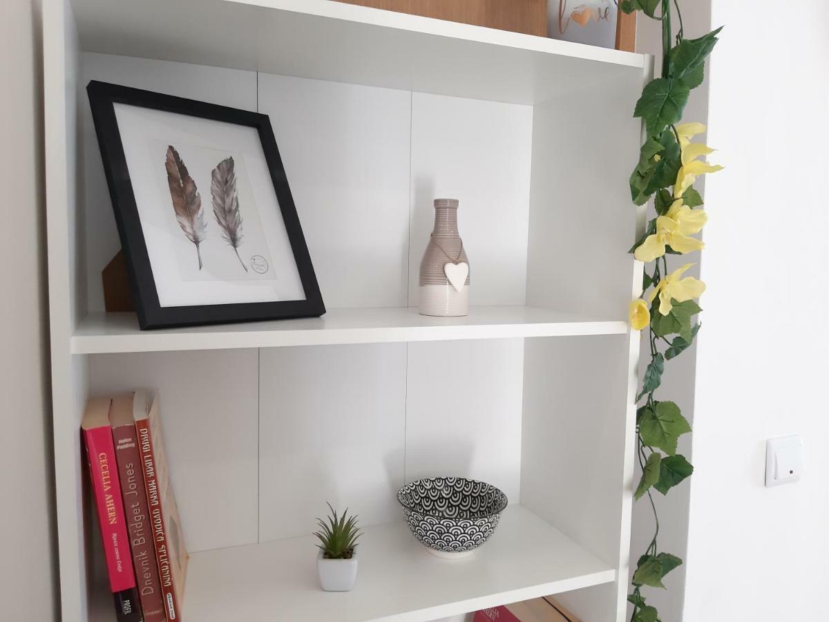 Apartment Butterfly Split - For Rest And Relaxation Εξωτερικό φωτογραφία