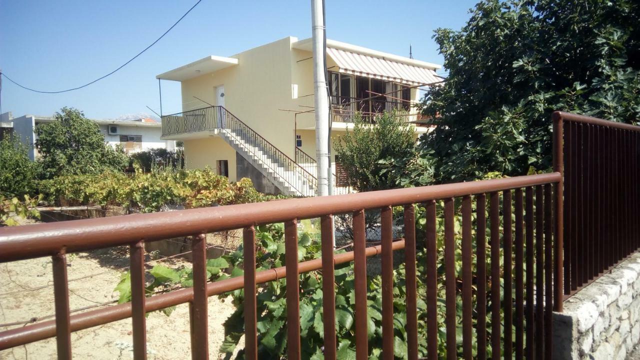 Apartment Butterfly Split - For Rest And Relaxation Εξωτερικό φωτογραφία